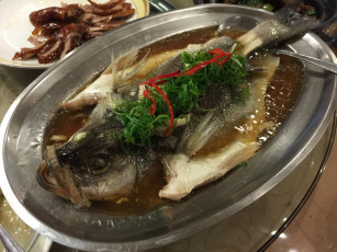 Картинка еда рыба +морепродукты +суши +роллы жаренная