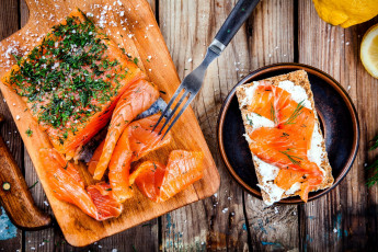 Картинка еда рыба +морепродукты +суши +роллы зелень ломтики лосось