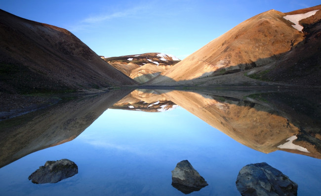 Обои картинки фото высокогорье ландманналейгар,  исландия, природа, реки, озера, озеро, горы, камни