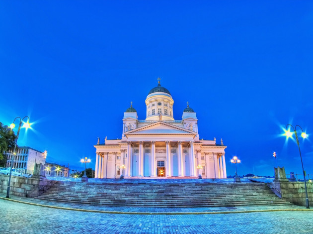 Обои картинки фото finnish, evangelical, lutheran, cathedral, of, the, diocese, helsinki, города, хельсинки, финляндия, finland, собор, лестница, фонари