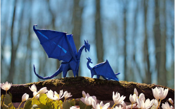 Картинка разное ремесла +поделки +рукоделие blue синий деревья ветка щенок мать драконы bokeh forest лес цветы dragons trees puppy branch flowers mother боке