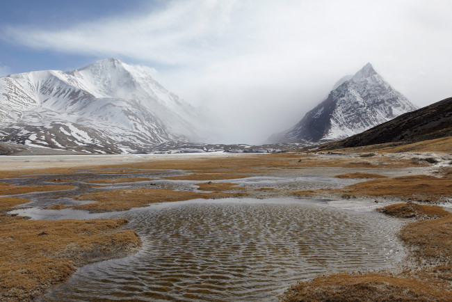 Обои картинки фото тибет,  исток реки брахмапутра, природа, реки, озера, исток, река, горы, паломничество, кайлас