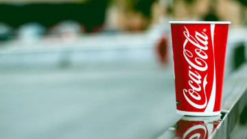 обоя бренды, coca-cola, стакан