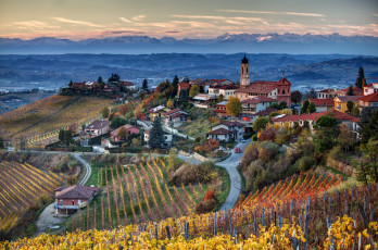 Картинка города пейзажи крыши виноградники горы