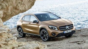 Картинка mercedes-benz+gla-220d+4matic+2018 автомобили mercedes-benz 2018 4matic gla-220d