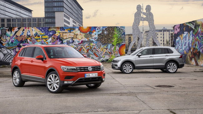 Обои картинки фото volkswagen tiguan 2, 0 tsi and 2, 0 tdi 2017, автомобили, выставки и уличные фото, 2017, tdi, tsi, 2, tiguan, volkswagen