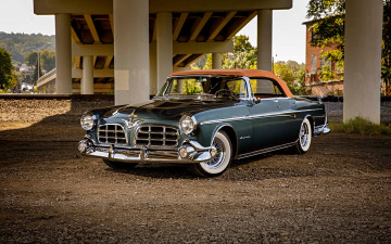 обоя a phantom 1955 imperial convertible, автомобили, -unsort, купе, 1955, imperial, convertible, кабриолет, вид, спереди, экстерьер, ретро