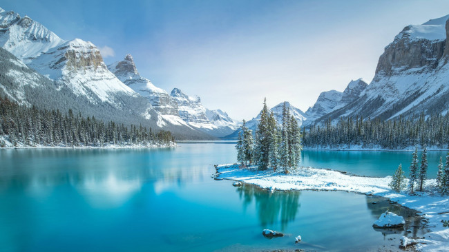 Обои картинки фото природа, пейзажи, горы, река, лес, зима, снег
