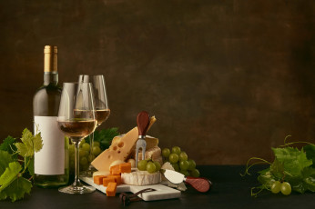 обоя еда, напитки,  вино, бутылка, белое, вино, бокалы, виноград, сыр