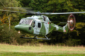 Картинка westland+lynx+ah7 авиация вертолёты поляна лес вертолёт посадка