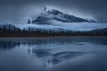 Картинка природа реки озера туман гора река озеро лес