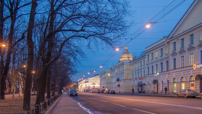 Обои картинки фото города, санкт-петербург,  петергоф , россия, конный, гвардейский, бульвар