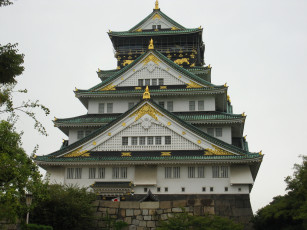 Картинка города замки+Японии дворец пагода зелень