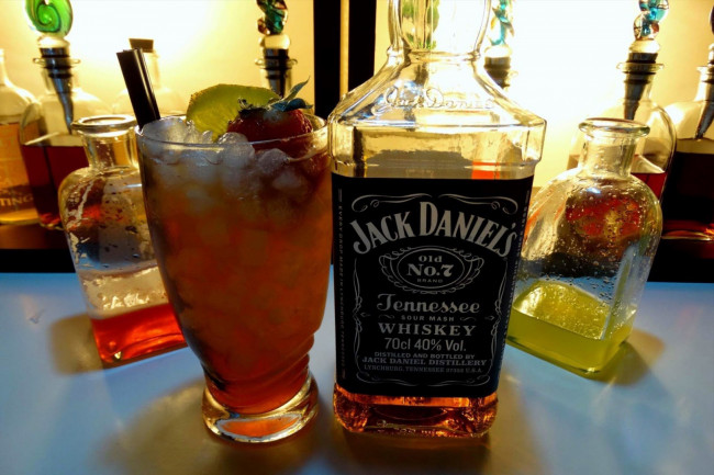 Обои картинки фото бренды, jack daniel`s, виски