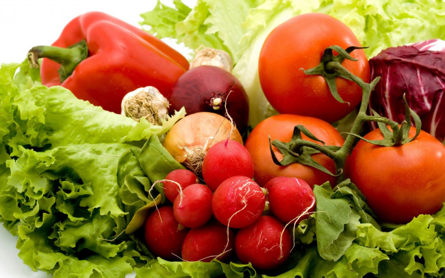 Обои картинки фото еда, овощи, салат, лук, помидор, редис, перец, томаты
