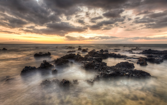 Обои картинки фото природа, побережье, облака, закат, гавайи, камни, океан