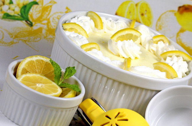 Обои картинки фото еда, мороженое, десерты, лимоны