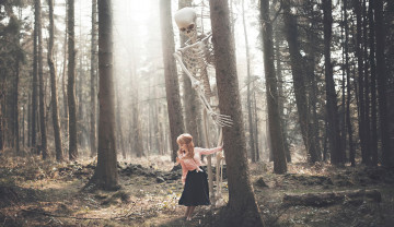 Картинка девушки -unsort+ блондинки скелет victoria cadisch череп лес девушка