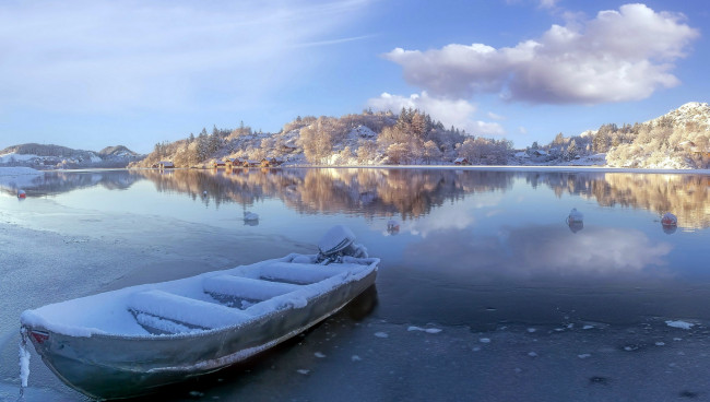 Обои картинки фото корабли, лодки,  шлюпки, лодка, снег, зима