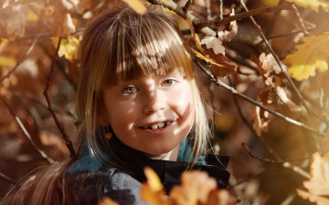 Картинка разное дети девочка лицо ветки осень