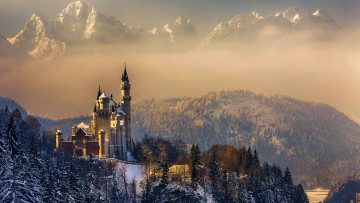 обоя neuschwanstein castle, bavarian alps, города, замок нойшванштайн , германия, neuschwanstein, castle, bavarian, alps