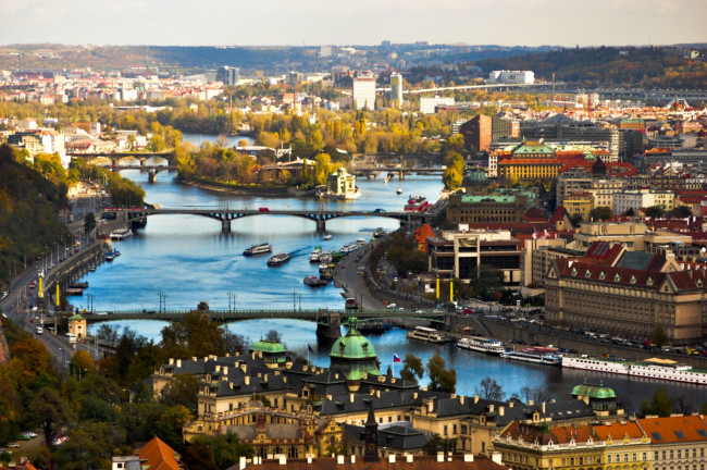 Обои картинки фото города, прага, Чехия, река, мосты, панорама