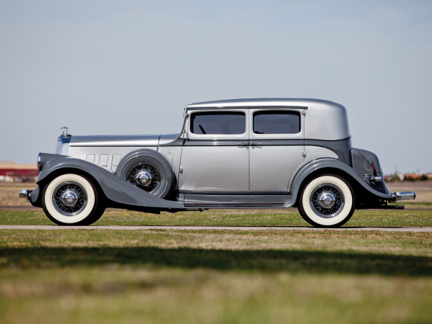 Обои картинки фото автомобили, классика, 1933г, pierce-arrow, model, 836, club, sedan, серый