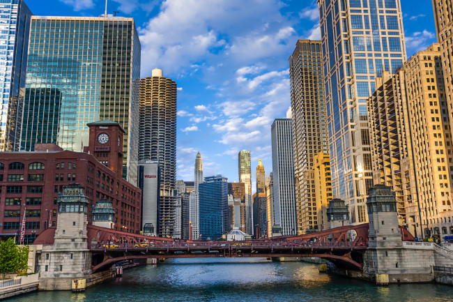 Обои картинки фото chicago river corridor, города, Чикаго , сша, здания, мост, река