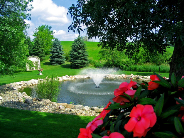 Обои картинки фото природа, парк, беседка, фонтан, деревья, цветы, трава