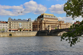 Картинка prague+national+theatre города парга+ греция мост река