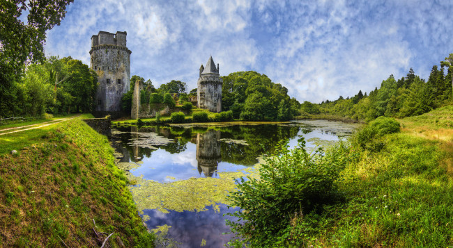 Обои картинки фото forteresse de largo&, 235,  elven, города, замки франции, замок, пруд, парк