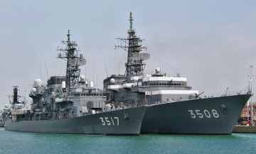 обоя jds shirayuki & jds kashima, корабли, крейсеры,  линкоры,  эсминцы, причал, вмс