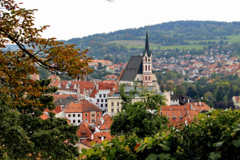 обоя Чехия, города, - пейзажи, деревья, здания, холм