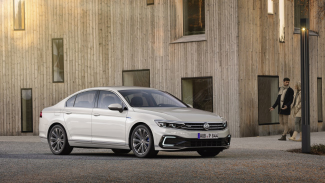 Обои картинки фото 2020 volkswagen passat gte, автомобили, volkswagen, улица, седан, 2020, passat, gte