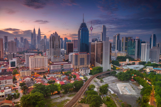 Обои картинки фото kuala lumpur, города, куала-лумпур , малайзия, панорама, небоскребы