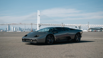 обоя ламбусик, автомобили, lamborghini, bridge, grey, diablo, 2023, eccentrica, restomod