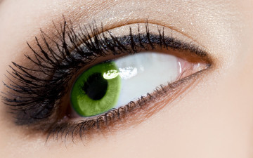 Картинка разное глаза макияж ресницы зрачок зеленый женский глаз