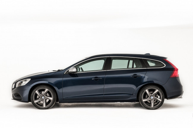 Обои картинки фото автомобили, volvo, v60, d5, r-design, uk-spec