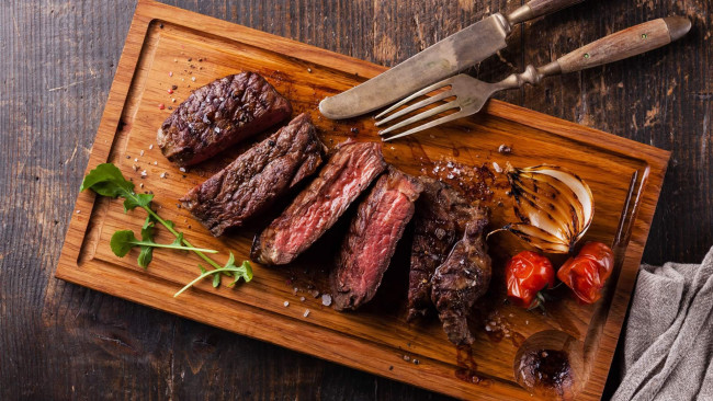Обои картинки фото еда, мясные блюда, гриль, мясо, стейк