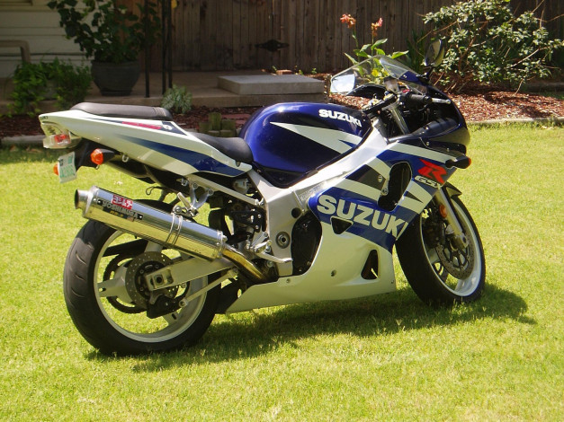 Обои картинки фото 2003, suzuki, gsx, 600, мотоциклы