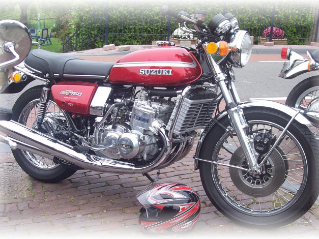 Обои картинки фото suzuki, gt750l, uit, 1975, мотоциклы