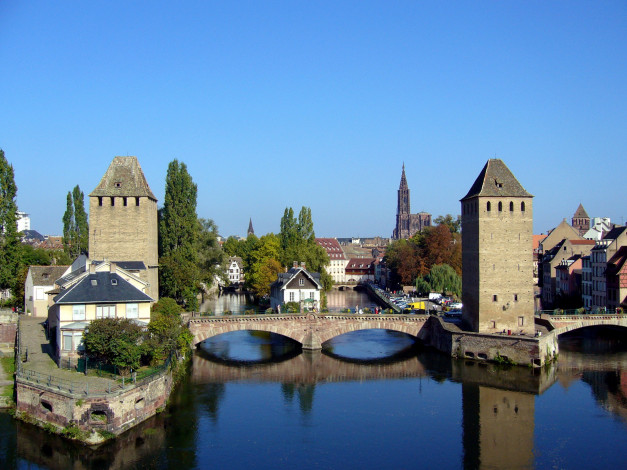 Обои картинки фото города, страсбург, франция, башни, мост, река