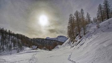 Картинка природа зима горы снег дома солнце облака небо