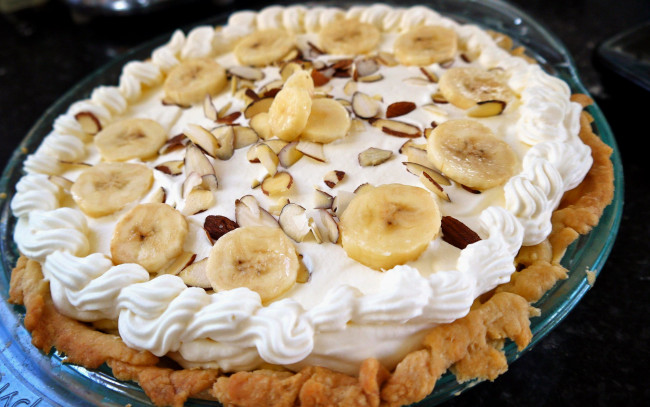 Обои картинки фото еда, пироги, бананы, banana, cream, pie