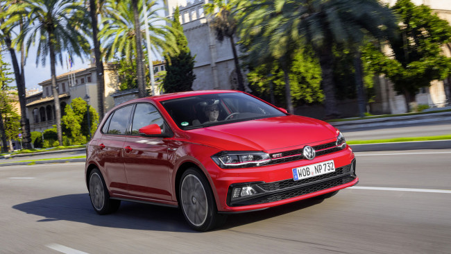 Обои картинки фото volkswagen polo gti 2018, автомобили, volkswagen, красный, 2018, gti, polo