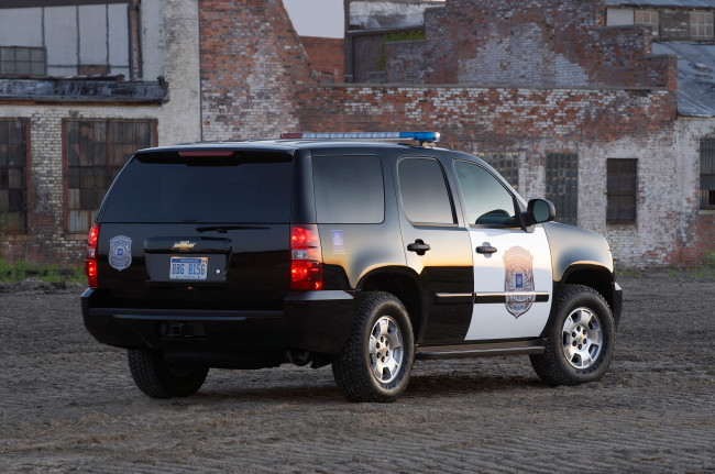 Обои картинки фото chevrolet tahoe police 2010, автомобили, chevrolet, police, 2010, tahoe