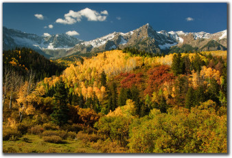 Картинка природа пейзажи осень горы лес облака краски