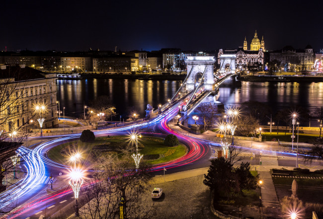 Обои картинки фото chain bridge,  budapest, города, будапешт , венгрия, город, огни, река, магистраль, ночь, мост
