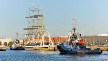 Картинка kruzenshtern+ крузенштерн корабли разные+вместе россия четырехмачтовый барк учебный