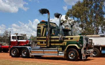 Картинка mack+superliner автомобили mack седельный тягач тяжелый грузовик